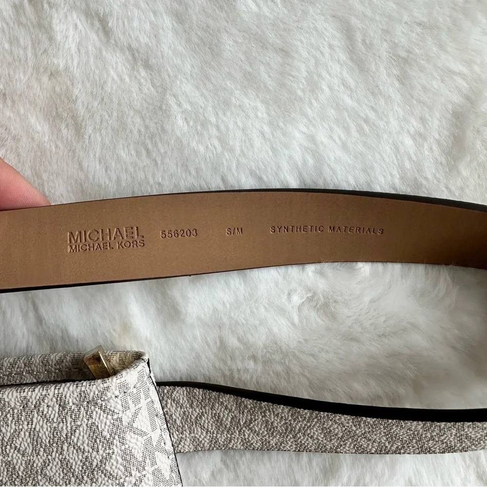 Michael Kors Logo Belt Bag Size S/M